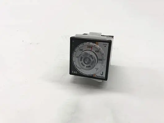 Temperature control device with dial on display.