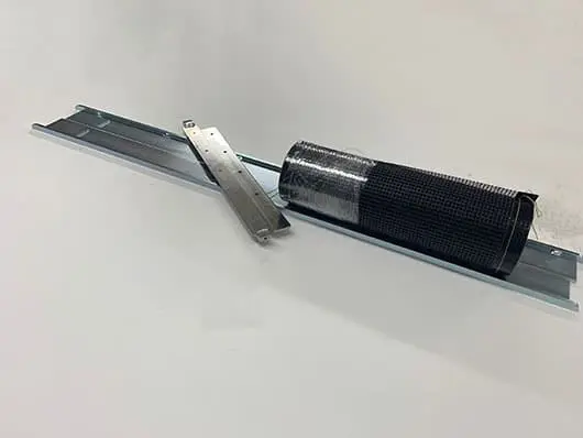 Metal frame, blade, and mesh roll.