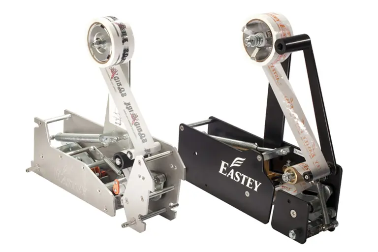 Top and bottom tapeheads of the TB-2 case taper