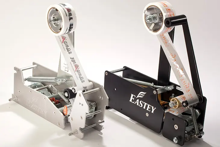 Top and bottom tapeheads of the SB-2EX case taper